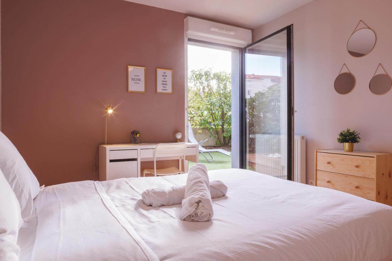 Superbe Appartement Terrasse Rdc - New Location Bourg-en-Bresse Exterior photo