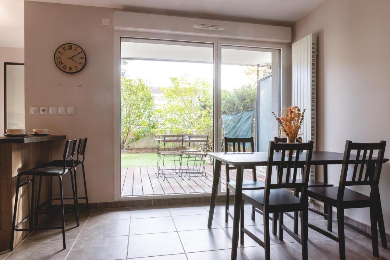 Superbe Appartement Terrasse Rdc - New Location Bourg-en-Bresse Exterior photo