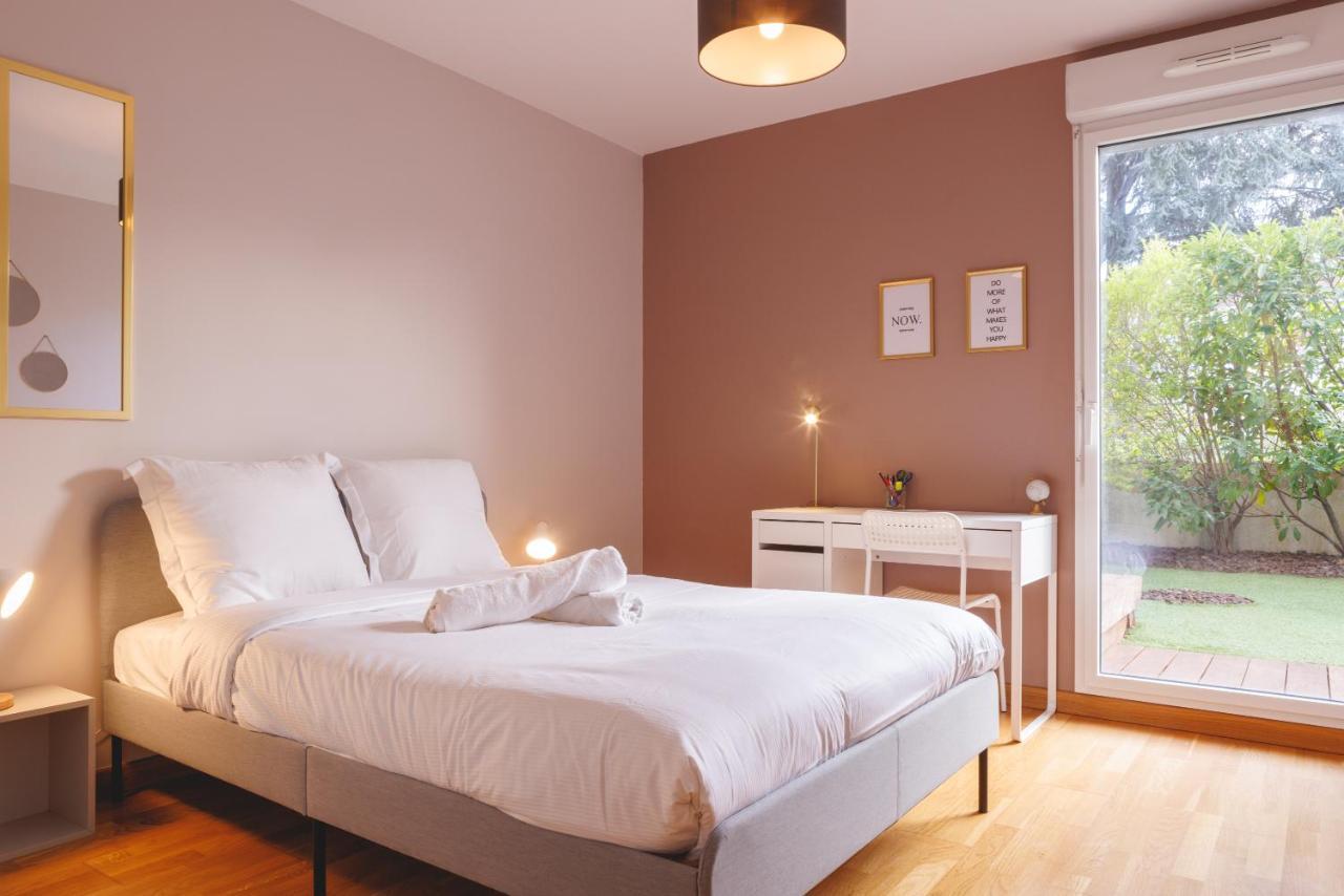 Superbe Appartement Terrasse Rdc - New Location Bourg-en-Bresse Exterior photo